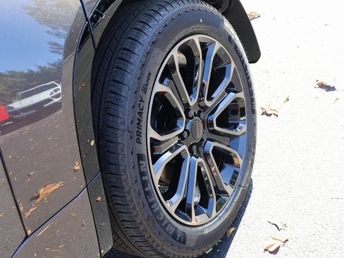 New 2026 Land Rover Defender 110 image 45