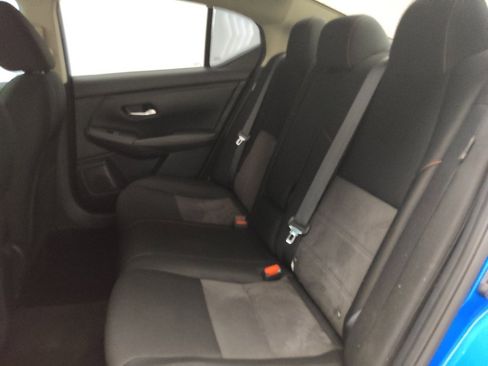 Used 2021 Nissan Sentra SR FWD image 18
