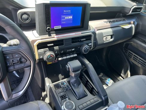 New 2026 Toyota Tacoma SR5 AWD/4WD image 18