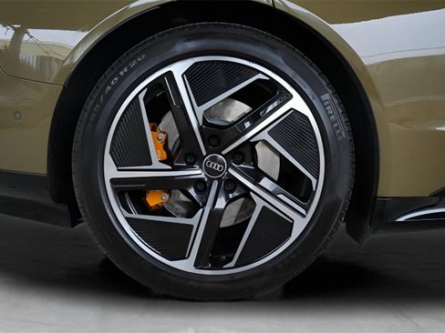 Used 2024 Audi RS e-tron GT image 9