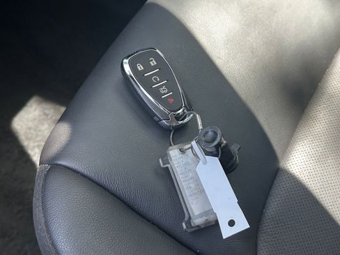 Used 2024 Chevrolet Malibu LT image 18