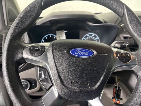 Used 2022 Ford Transit Connect XL image 10