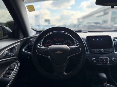 Used 2024 Chevrolet Malibu RS w/ LPO, Floor Liner Package FWD image 20