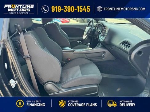 Used 2019 Dodge Challenger R/T RWD image 10