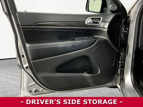 Used 2018 Jeep Grand Cherokee Altitude AWD/4WD image 20