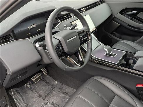 Certified 2026 Land Rover Range Rover Evoque Dynamic SE image 10