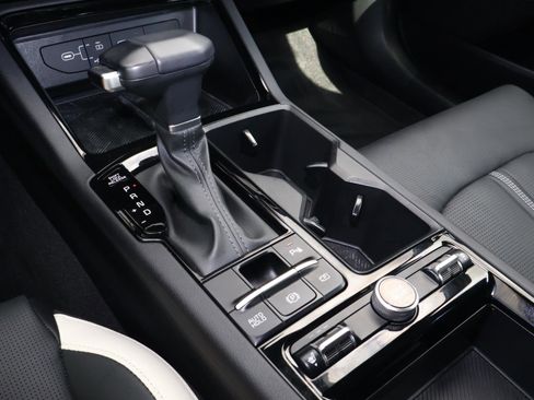 Used 2025 Kia K5 GT-Line w/ GT-Line Premium Package image 24