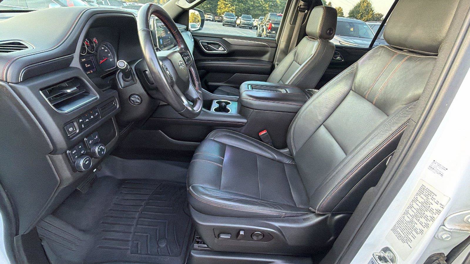 Used 2021 Chevrolet Tahoe RST w/ Luxury Package AWD/4WD image 17