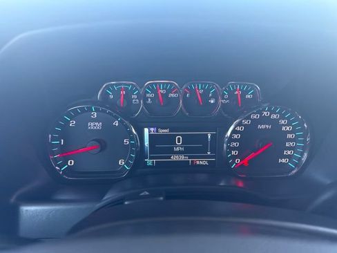Used 2019 Chevrolet Silverado 1500 LT w/ All Star Edition AWD/4WD image 18