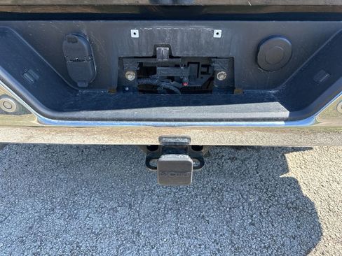 Used 2020 Chevrolet Silverado 1500 LT w/ All-Star Edition image 12