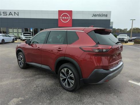 Certified 2021 Nissan Rogue SV image 6