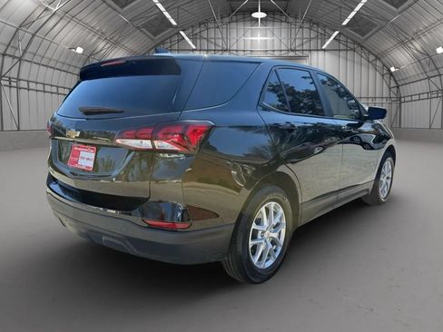 Used 2022 Chevrolet Equinox LS w/ LS Convenience Package FWD image 5