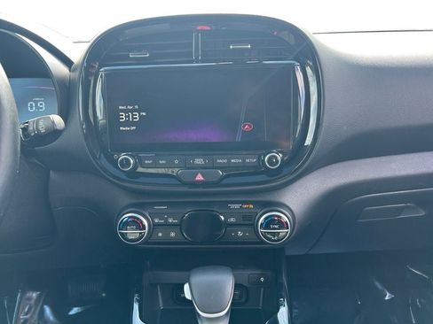 Used 2024 Kia Soul EX FWD image 12
