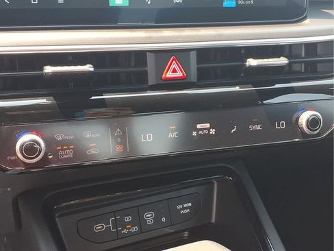 Used 2026 Kia K5 GT FWD image 8