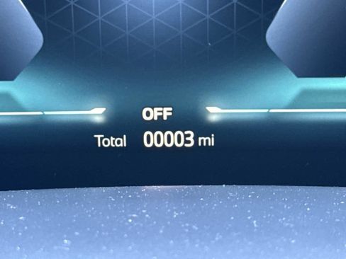 New 2026 BMW X5 xDrive50e image 25