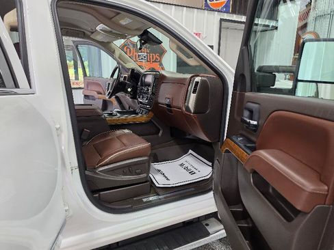 Used 2015 Chevrolet Silverado 3500 High Country w/ Duramax Plus Package AWD/4WD image 20
