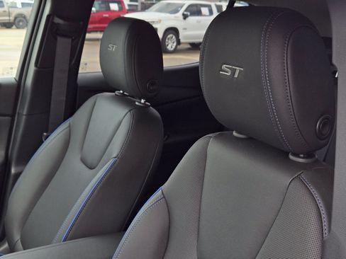 New 2026 Buick Encore GX Sport Touring w/ Advanced Technology Package FWD image 16