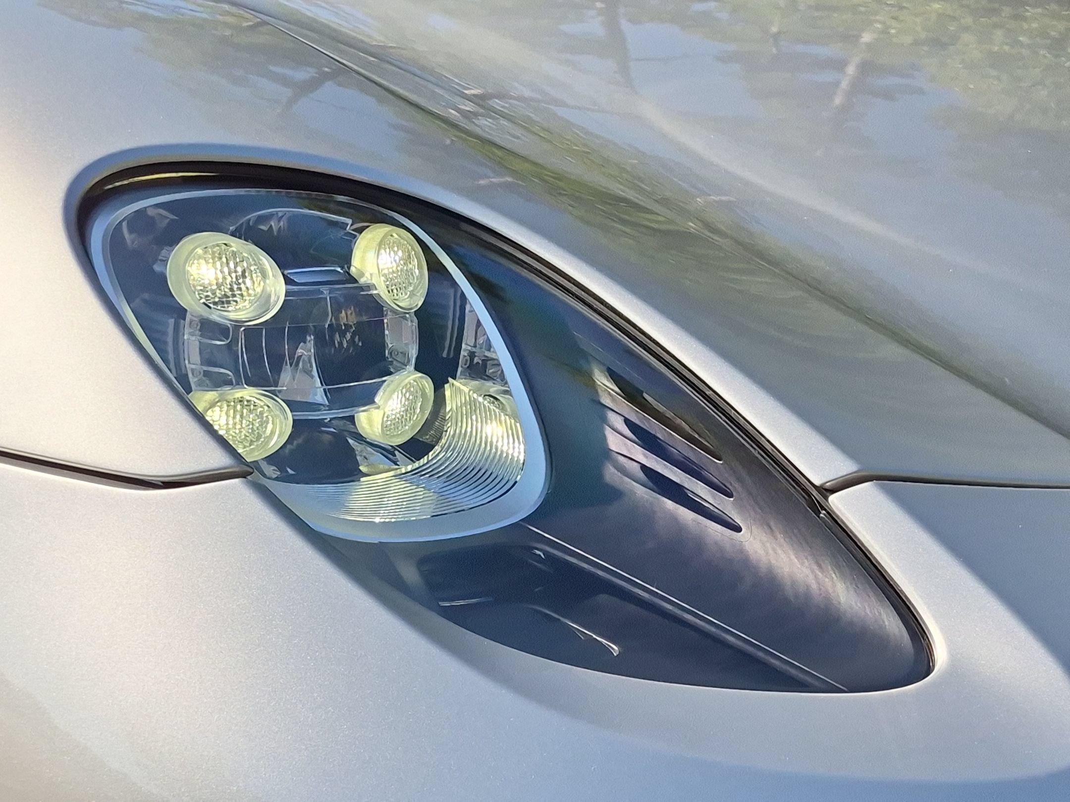 Used 2015 Porsche 918 Spyder AWD/4WD image 30