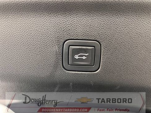 Used 2024 Chevrolet Suburban High Country w/ Advanced Technology Package AWD/4WD image 43