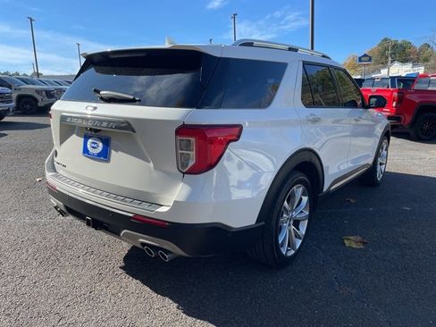 Used 2022 Ford Explorer Platinum w/ Equipment Group 601A image 5