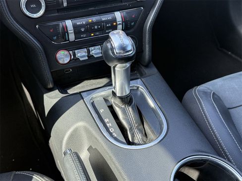 Used 2018 Ford Mustang GT Premium image 21