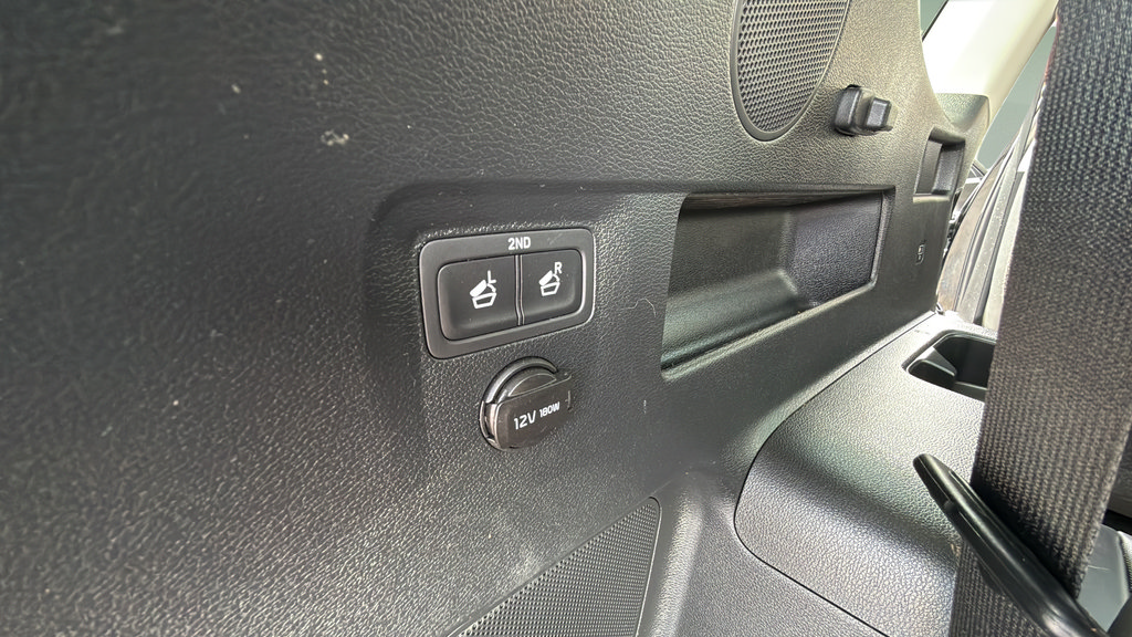 Used 2022 Kia Telluride SX w/ Nightfall Edition Package AWD/4WD image 23