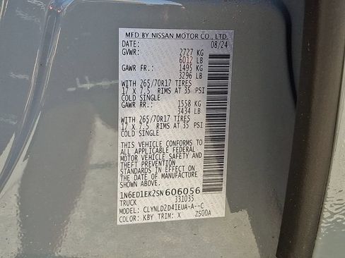 Used 2025 Nissan Frontier PRO-4X AWD/4WD image 28