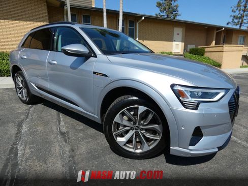 Used 2021 Audi e-tron Premium Plus AWD/4WD image 5