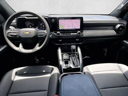 Used 2024 Chevrolet Colorado W/T w/ WT Convenience Package RWD image 16
