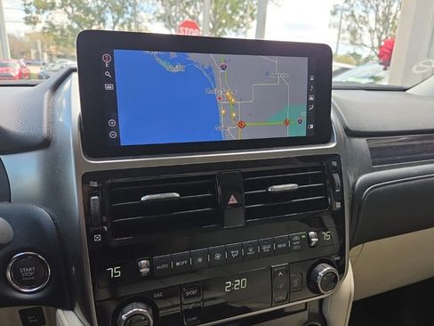 Used 2023 Lexus GX 460 Luxury w/ Accessory Package image 23