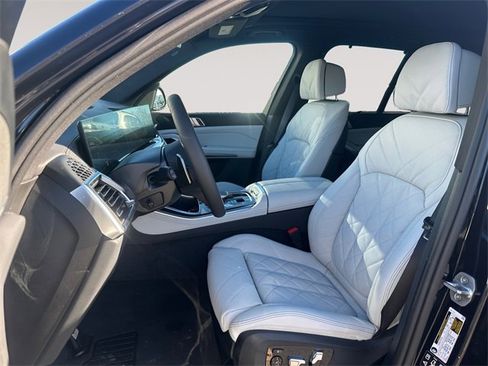 New 2026 BMW X5 xDrive40i image 9