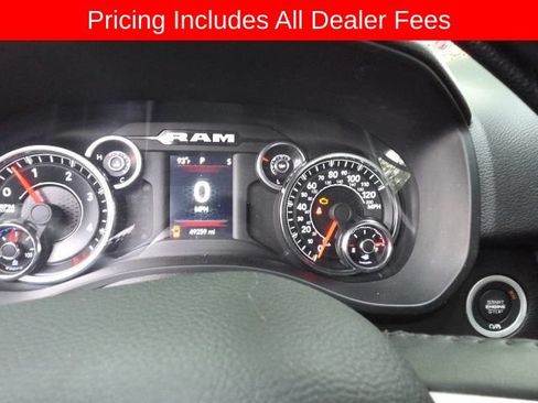 Used 2022 RAM 1500 Big Horn AWD/4WD image 2