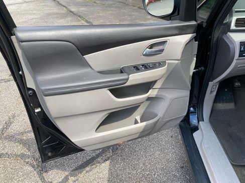 Used 2017 Honda Odyssey EX-L image 11