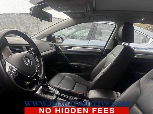 Used 2016 Volkswagen Golf Limited Edition image 2