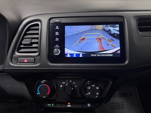 Used 2021 Honda HR-V Sport image 21