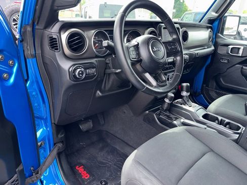 Used 2021 Jeep Gladiator Sport AWD/4WD image 28