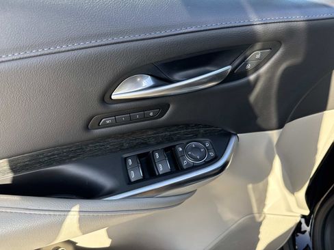 Used 2022 Cadillac XT4 Premium Luxury w/ Safety Alert Package image 20