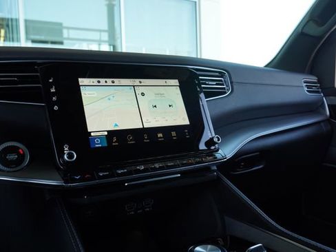 Used 2024 Jeep Wagoneer Series II w/ Convenience Group I image 20