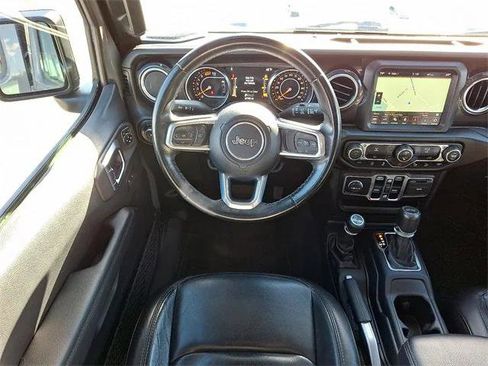 Certified 2020 Jeep Wrangler Unlimited Sahara image 12