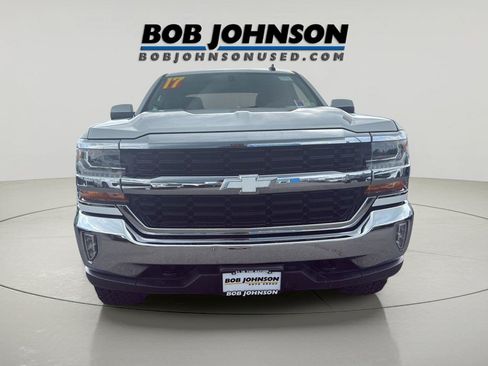 Used 2017 Chevrolet Silverado 1500 LT w/ All Star Edition AWD/4WD image 2