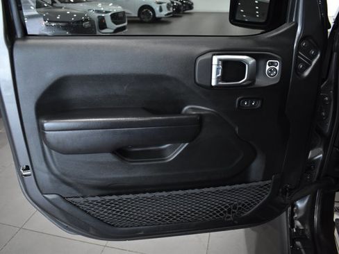 Used 2021 Jeep Wrangler Sport AWD/4WD image 24