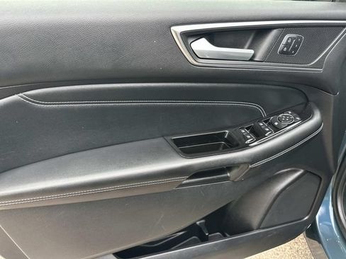 Used 2016 Ford Edge Titanium w/ Equipment Group 302A AWD/4WD image 14