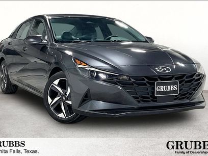 Used 2023 Hyundai Elantra SEL w/ Convenience Package