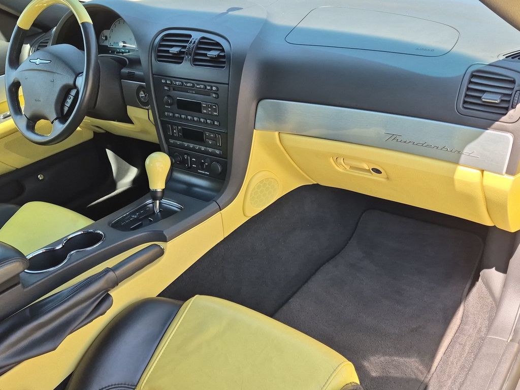 Used 2002 Ford Thunderbird RWD image 16