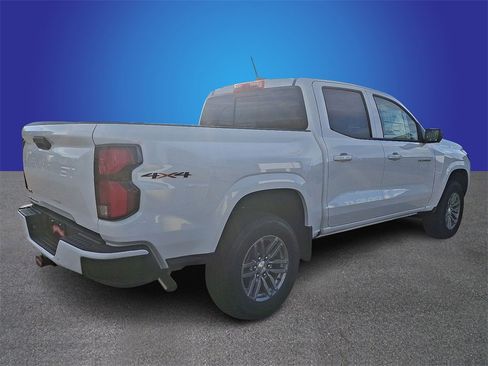 New 2025 Chevrolet Colorado LT w/ LT Convenience Package image 3