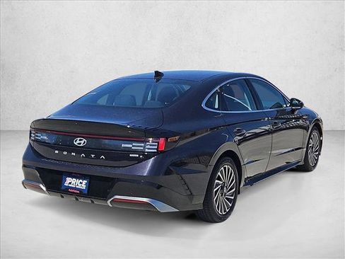 Used 2025 Hyundai Sonata SEL FWD image 5