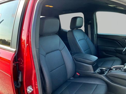 Used 2025 GMC Canyon Elevation w/ Convenience Package AWD/4WD image 30
