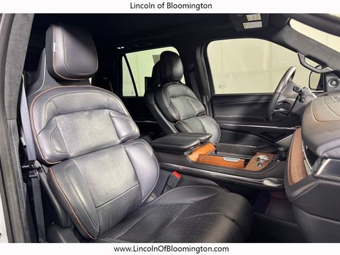 Used 2025 Lincoln Navigator Black Label AWD/4WD image 10