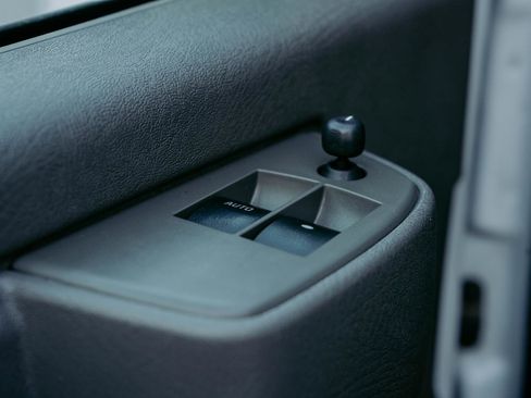 Used 2020 Chevrolet Express 2500 w/ Driver Convenience Package image 13