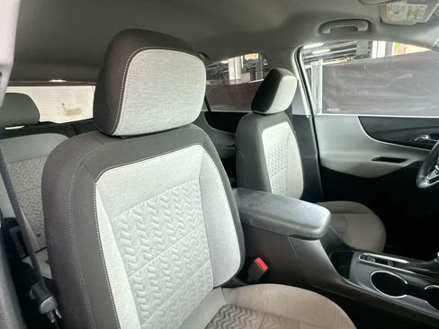 Used 2024 Chevrolet Equinox LS w/ LS Convenience Package AWD/4WD image 27